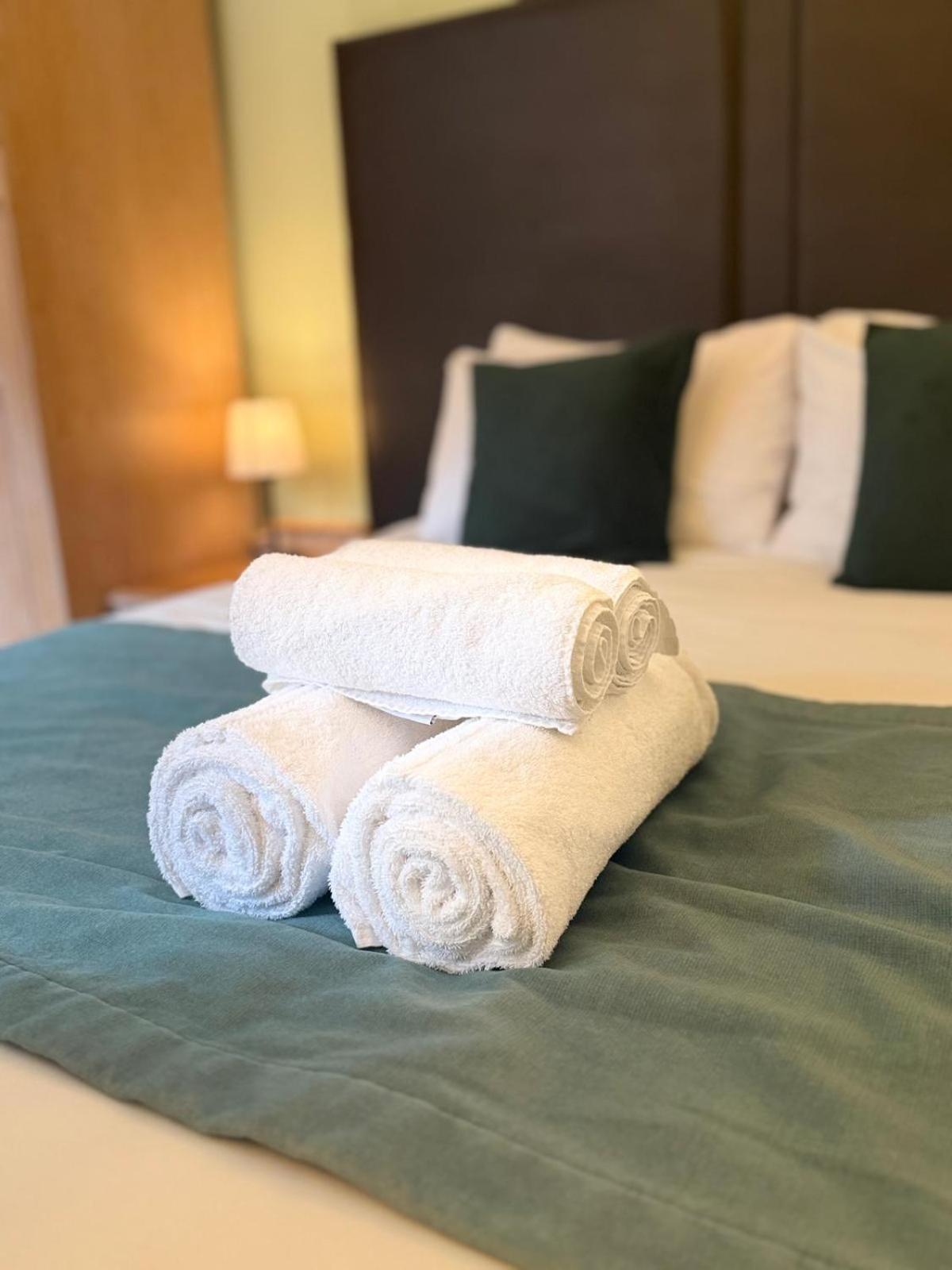The Limes Hotel Stratford-upon-Avon Extérieur photo